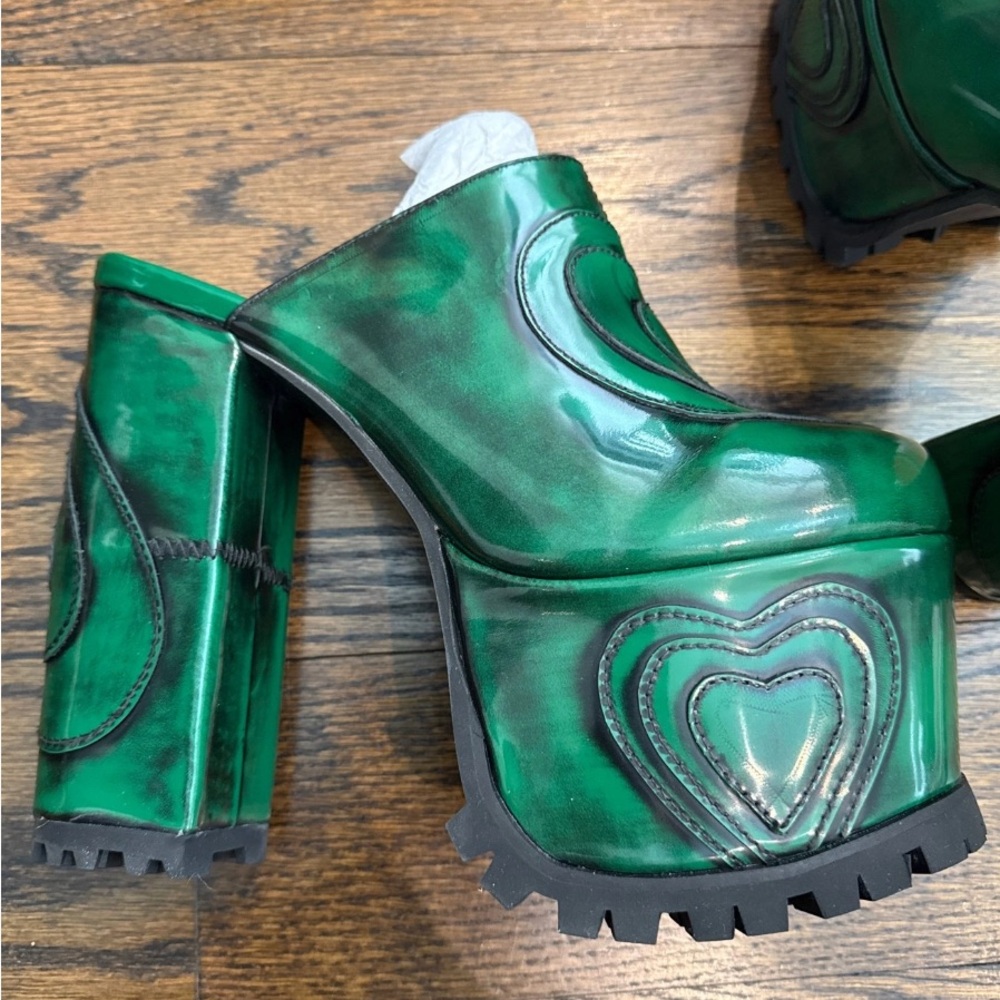 Jeffrey Campbell Green Heart Platform Mules